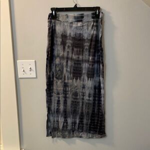 Sundry Slit Skirt Tie-Dye Maxi in Blue size 1 / small. Buttery soft w/ stretch